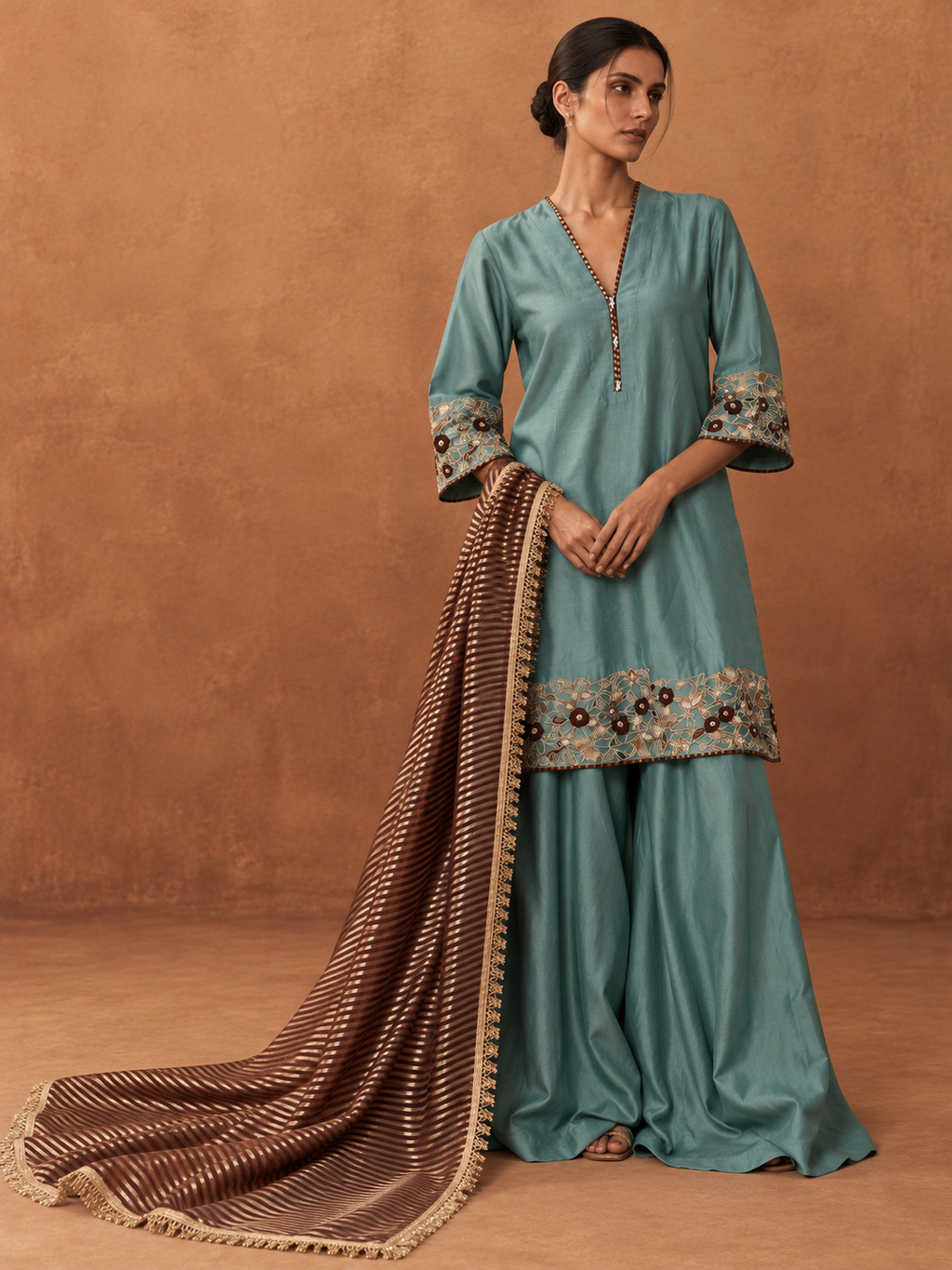 NEELORA SET