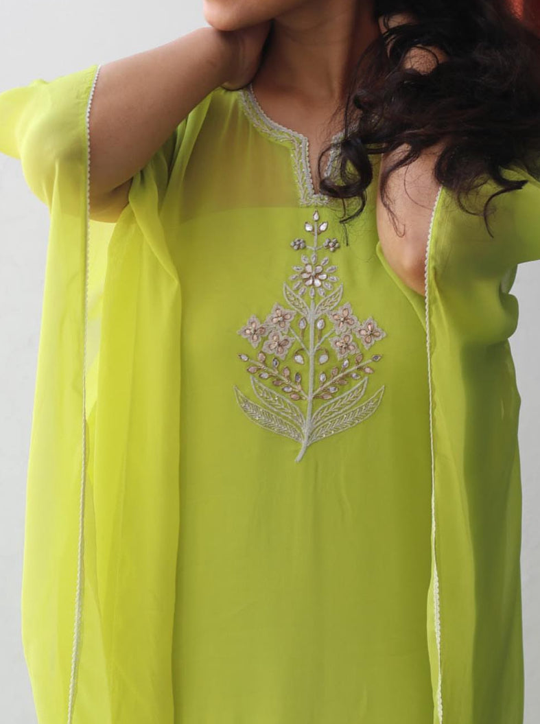 TAARANG KAFTAN SET